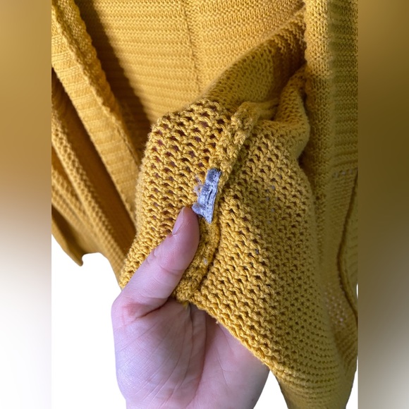 *DONATING SOON* Marled | Medium Hooded Mustard Knit Cardigan - Picture 4 of 5